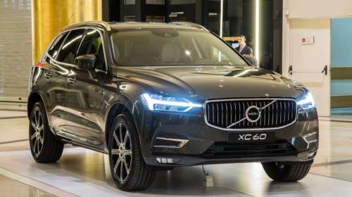 Το νέο Volvo XC60 έφτασε στην Ελλάδα με τιμές από 53.490 ευρώ