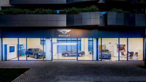 Στο Νέο Ψυχικό χτυπάει πλέον η W12 καρδιά της Bentley