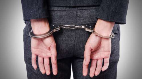 Προφυλακίστηκε τραπεζική υπάλληλος για υπεξαίρεση 5,5 εκατομμυρίων!