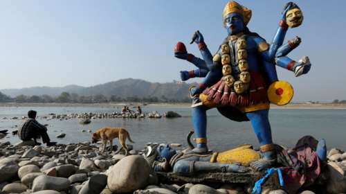 Ο ιερός Γάγγης πεθαίνει... από την μόλυνση