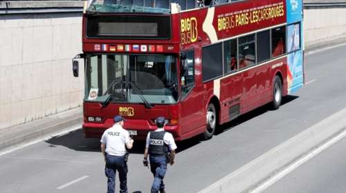Ληστεία με δακρυγόνα εις βάρος 20 τουριστών στο Παρίσι