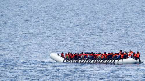 Stern: Ακροδεξιοί θέλουν να  μπλοκάρουν πρόσφυγες στις λιβυκές ακτές