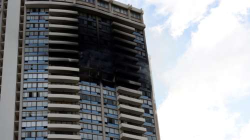 Πυρκαγιά σε πολυκατοικία 36 ορόφων στην Χονολουλού -τουλάχιστον 3 νεκροί