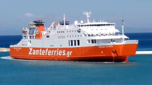 Αναστάτωση στο λιμάνι του Πειραιά - Δεν έφυγε το Δ. Σολωμός