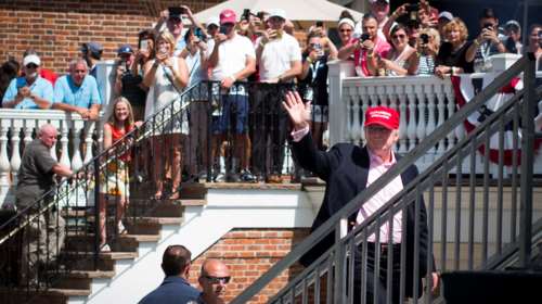 Αποδοκίμασαν τον Τραμπ σε γυναικείο τουρνουά γκολφ