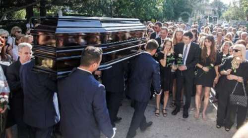 Το τελευταίο «αντίο» στον μεγάλο συγγραφέα Κώστα Μουρσελά