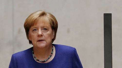 Ανησυχία Μέρκελ για την προφυλάκιση Γερμανού ακτιβιστή από την Αγκυρα