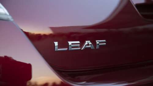 Η Nissan αφαίρεσε το πεντάλ του φρένου!