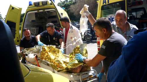 Οι πρώτες εικόνες από τους τραυματίες της Κω που διακομίστηκαν στην Κρήτη