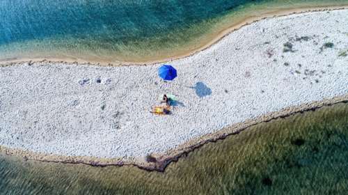 Κοιτάζοντας την  Boυρβουρού Χαλκιδικής από ψηλά