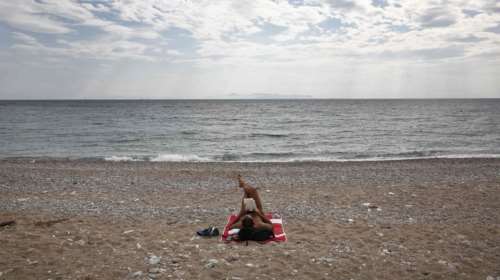 Ο καιρός...τρελάθηκε: Μετά τον καύσωνα πάλι βροχές και χαμηλές θερμοκρασίες