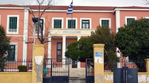 Υπερχρεωμένος δανειολήπτης κέρδισε κούρεμα χρέους 53% και ευνοϊκή εξόφληση