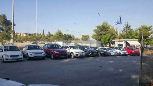 Γνωστός εφοπλιστής θύμα της σπείρας που έκλεβε πολυτελή αμάξια - Φωτο