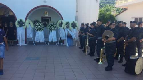 Πλήθος κόσμου στο τελευταίο αντίο στον σμηναγό Νίκο Γρηγορίου