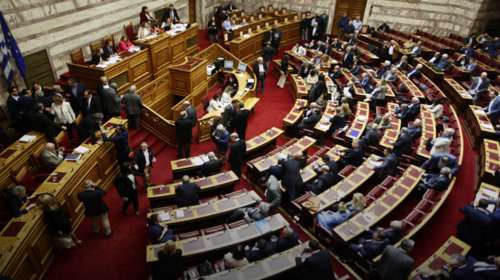 Απίστευτο! Μετά το σάλο, τώρα φέρνουν πέντε τροπολογίες σε μία