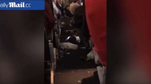 Νέο βίντεο από την πτήση τρόμου από Αθήνα προς ΗΠΑ