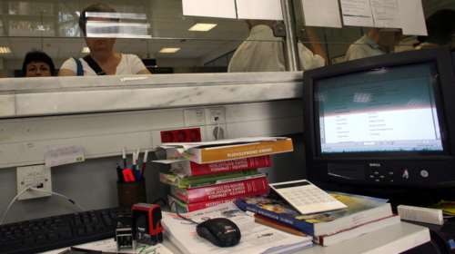 Κράτος-μπαταχτσής: Πάνω από 5 δισ. ευρώ χρωστά το Δημόσιο σε ιδιώτες