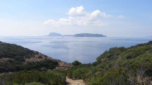 Μέσα στο διάσημο νησί των οργίων στην Ιταλία!