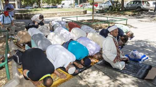 DW: Τι θα γίνει με την ανέγερση του τζαμιού στην Αθήνα;