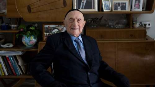 Απεβίωσε ο γηραιότερος άνδρας του κόσμου σε ηλικία 113 ετών