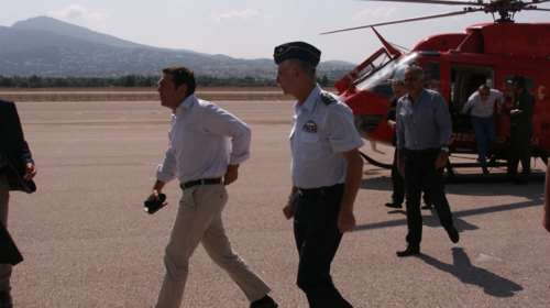 Επικοινωνιακά &quot;παιχνίδια με τη φωτιά&quot; - Bολές από τα κόμματα