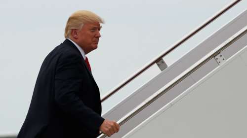 Ο Τραμπ, το Σάρλοτσβιλ και το άγριο &quot;φλερτ&quot; με την ακροδεξιά