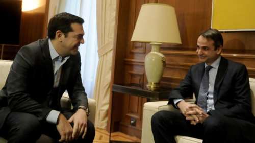 ΝΔ: Πού πήγε διακοπές ο Τσίπρας; - Μαξίμου: Να σας πούμε και τι έφαγε;