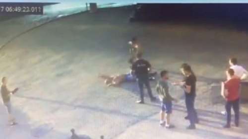 Ξυλοκόπησαν μέχρι θανάτου ρώσο αρσιβαρίστα - Σκληρό βίντεο