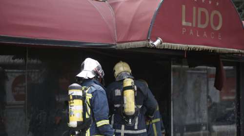 Ο ιδιοκτήτης έβαλε φωτιά στο strip club «Lido» στη Συγγρού