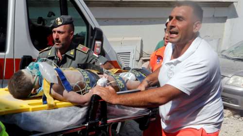 Το θαύμα της Ίσκια: Πώς σώθηκαν 3 μικρά αδέρφια από τα ερείπια