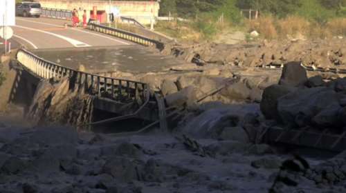 Η τρομερή κατολίσθηση στις Αλπεις μέσα από drone  -βίντεο