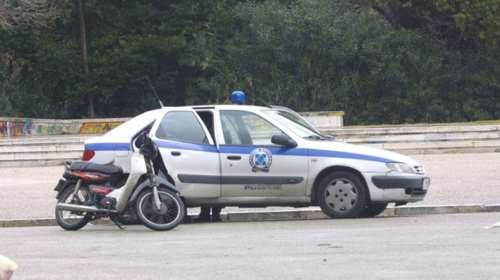 Τραυμάτισε και εγκατέλειψε δύο άτομα στην Κορίνθου - Πατρών