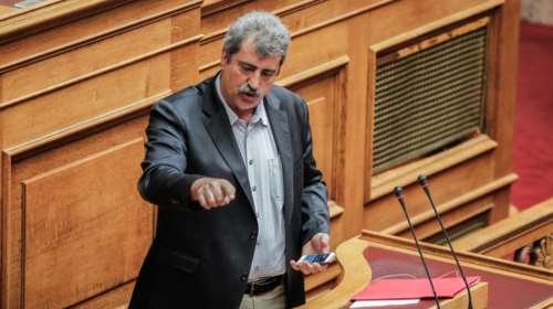 Χτύπημα κάτω από τη ζώνη Πολάκη στην Ευα Καϊλή για το νεκρό παππού της