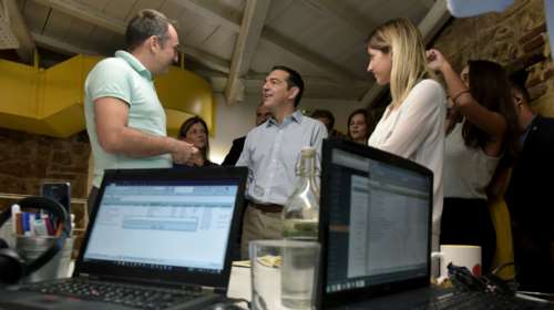 Τσίπρας σε Άγγλο: Αν μάθεις ελληνικά, θα σε κάνω υπουργό Οικονομικών