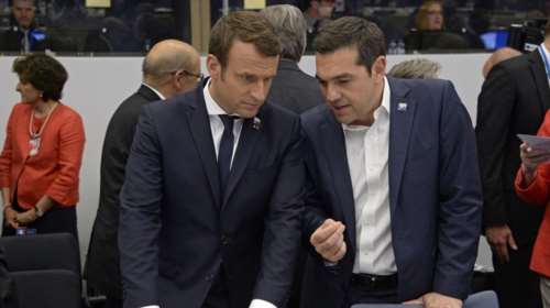 Χάλασαν την «φιέστα» οι ανακοινώσεις  Μακρόν για τα εργασιακά