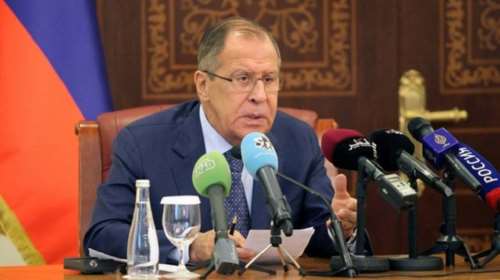 Λαβρόφ: Θα αντιδράσουμε σκληρά στο κλείσιμο του προξενείου μας