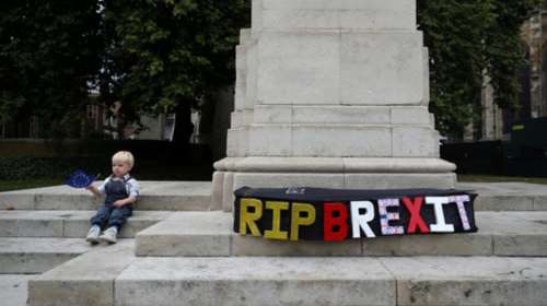 Απόρρητο έγγραφο για μείωση Eυρωπαίων μεταναστών μετά το Brexit