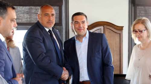 Τσίπρας - Μπορίσοφ υπέγραψαν νέο ...Μνημόνιο αλλά για τα τρένα