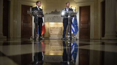 Το Βερολίνο αποδομεί το όραμα της «νέας Ευρώπης» του Μακρόν