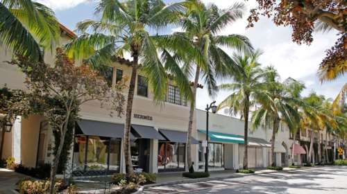 Eλληνας δήμαρχος στη Φλόριντα: «Να πάνε όλοι στα καταφύγια»