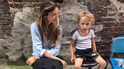 Η συγγνώμη της Σοφίας Καρβέλα από τους καλεσμένους στο πάρτι του γιου της