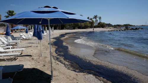 Αναπάντητα ερωτήματα για την περιβαλλοντική βόμβα στο Σαρωνικό