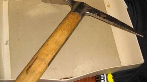 Αποκάλυψη τώρα για το τσεκούρι που σκότωσε τον Λέον Τρότσκι!