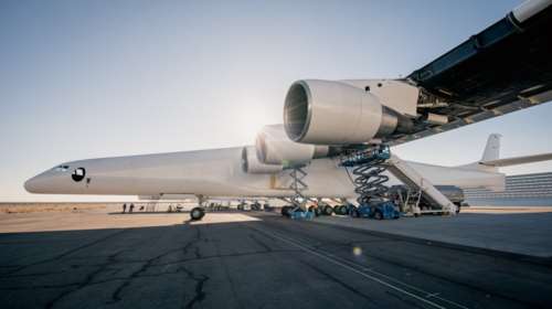 Stratolaunch: Αυτό είναι το μεγαλύτερο αεροπλάνο στον κόσμο