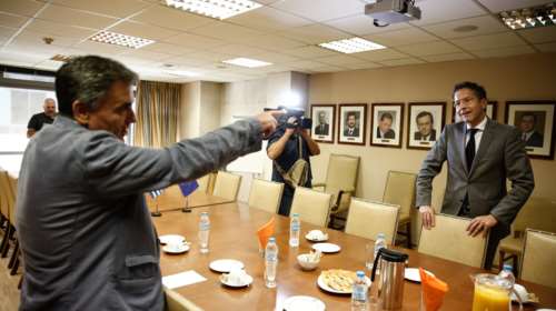 Ο Ντάισελμπλουμ «τρολάρει»: Πού είναι η φωτογραφία του Βαρουφάκη;