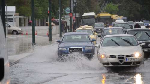 Βροχερός καιρός &amp; πτώση της θερμοκρασίας