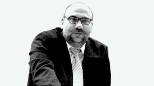 Εκδικείται η ιστορία;