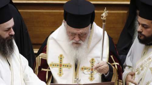 «Καρφί» Ιερώνυμου κατά του νομοσχεδίου ταυτότητας φύλου