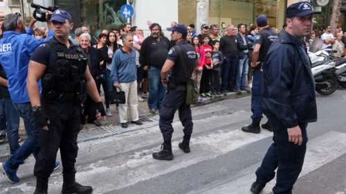 Οι Κρητικοί αποδοκίμασαν τους απαγωγείς του Μιχάλη Λεμπιδάκη
