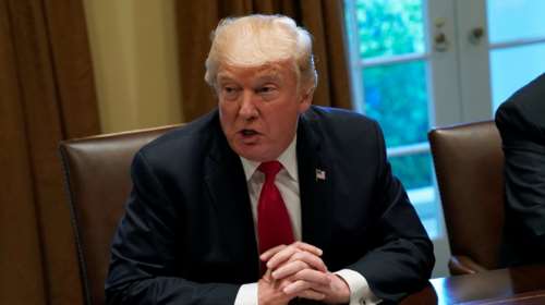 Mε καταιγίδα απειλεί ο Τραμπ- Η δήλωση γρίφος